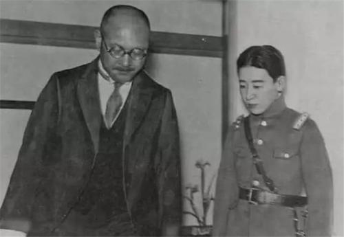 清朝八大世袭亲王都是谁，清朝亲王后代（金默玉：大清最后的一位格格）