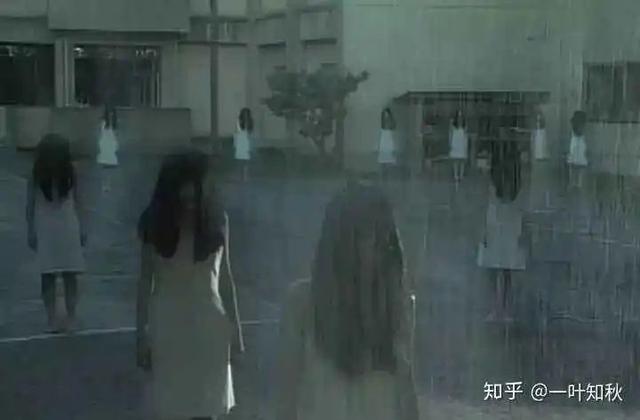 咒怨讲的是什么故事，美国咒怨讲的是什么故事（《咒怨》的故事绝对没你想象的那么简单）