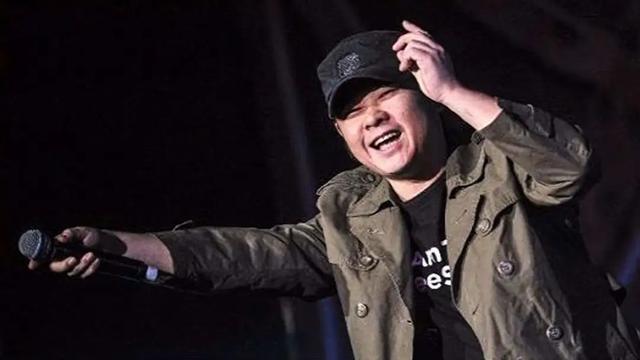 那英个人资料简介，那英个人资料简介及（内地歌坛的“半壁江山”）