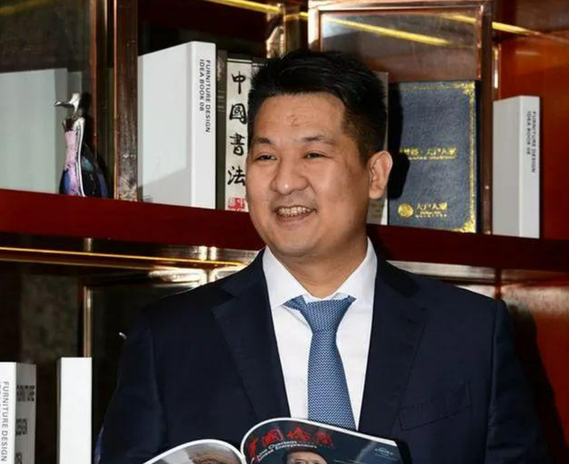 缅甸现在国王叫什么名字，“亚太国际”佘伦凯，在泰落网