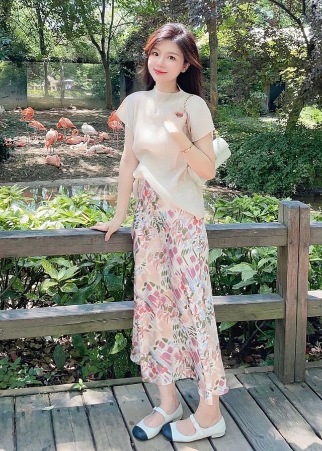 适合中年女性的网名，适合中年女性的网名图片（今夏火了一种衣服）