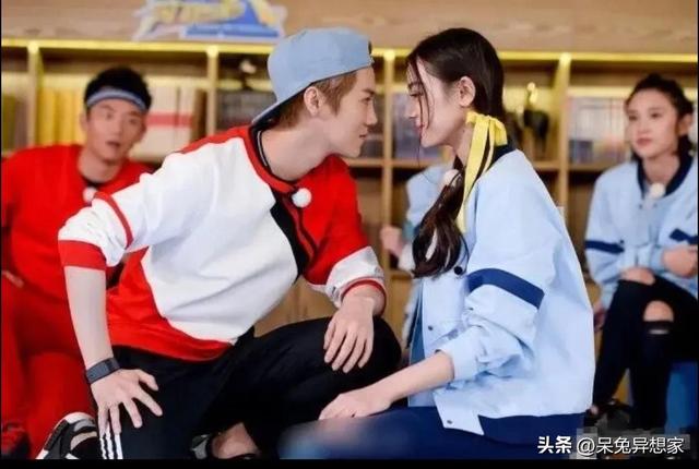 快乐大本营景甜，景甜张彬彬快乐大本营是哪一期（盘点综艺里的高糖cp互动瞬间）