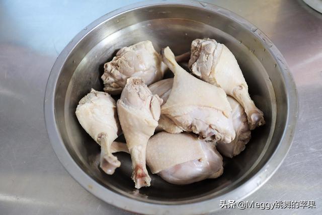 鸭子的做法大全家常菜做法，鸭子的做法大全家常菜做法图片（8只鸭腿2种吃法）