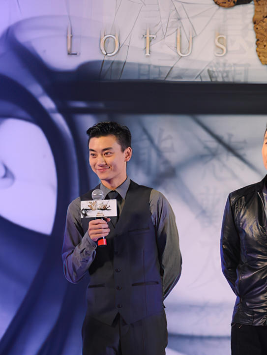 陈宝国的儿子，陈宝国的儿子是哪个学校毕业的（被父亲力捧多年也不红）