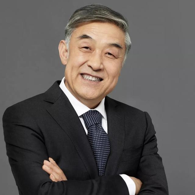 天龙八部扫地僧，天龙八部扫地僧真正身份（8位演艺圈中的“扫地僧”）
