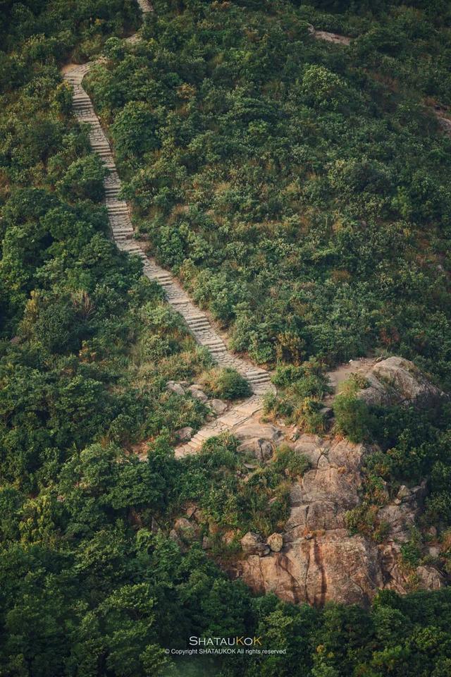 深圳大鹏湾旅游景点，深圳哪个旅游景点最好玩（登深圳753 米高梅沙尖）