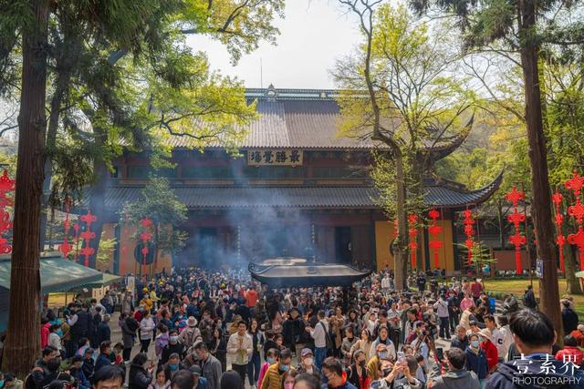 灵隐寺吃素面的地方，杭州寺庙斋饭攻略