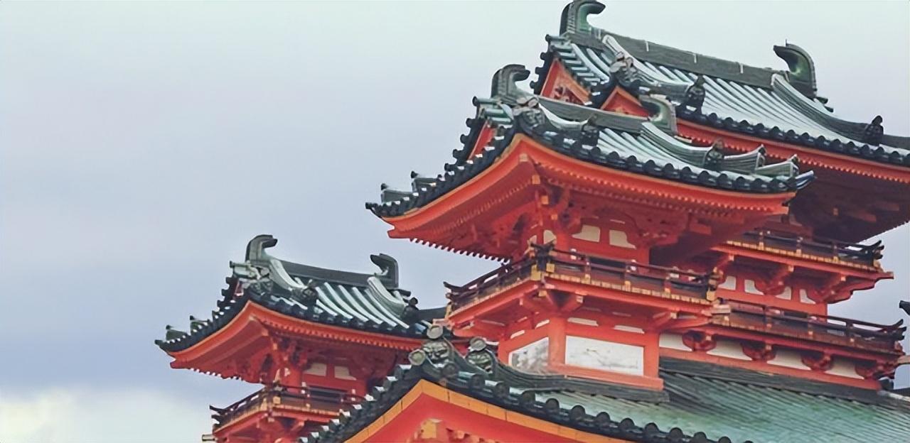 脚的各个部位详细图(痛风一般脚哪里疼痛)