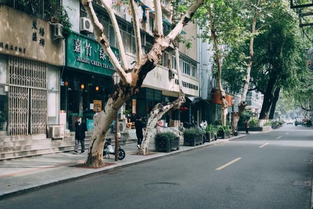 成都近郊一日游，可以吃好耍好的地方（成都7条小众烟火街巷）