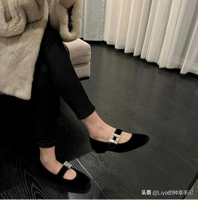 女生没有脚脖子是什么意思，今春这双鞋火了（女性没有脚脖子）