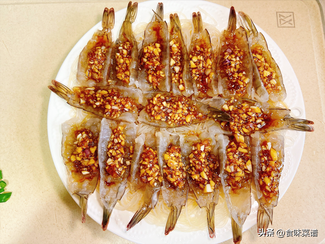 多宝鱼有鱼鳞吗，多宝鱼有鱼鳞吗怎么收拾（年夜饭精选5道蒸菜）