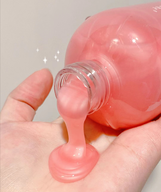 怎样让头发柔顺，怎样让头发更柔顺（洗头时牢记“4不要”）