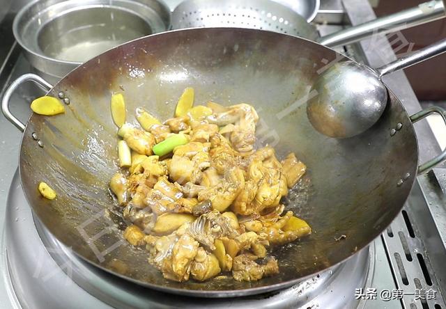 东北乱炖都有什么菜，东北乱炖是东北哪里的菜（东北的四大“硬菜”）