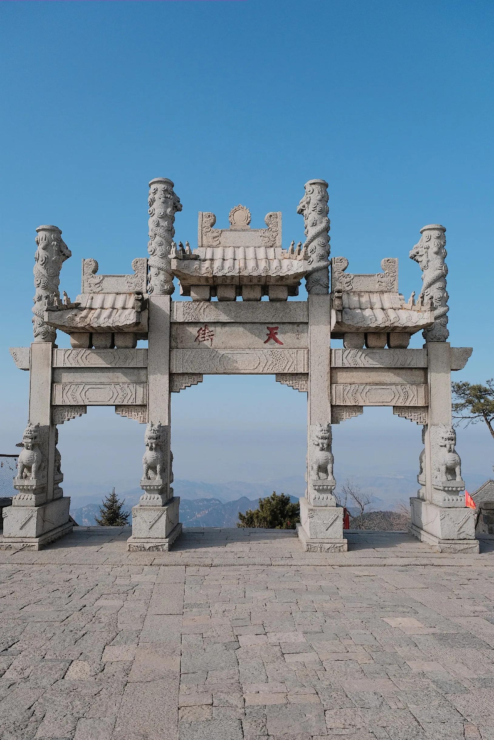 世界十大名山，世界十大名山排名榜（中国十大名山 你登过几个）