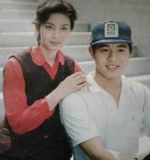 李连杰的真实身份轰动全，李连杰的真实身份轰动全国 localhost（如今甘愿把20亿资产给利智）