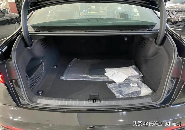 奥迪a6油箱多少升，<二>23款40和45TFSI无四驱的配置、差异点与报价