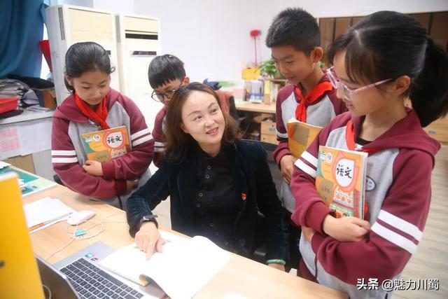 绵阳外国语实验学校，绵阳外国语实验学校初中2022招生（绵阳外国语实验学校小学语文教师金梅）