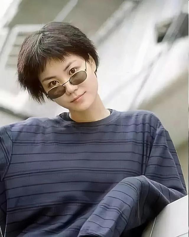 窦唯个人资料简介，不后悔从王菲手中抢走窦唯