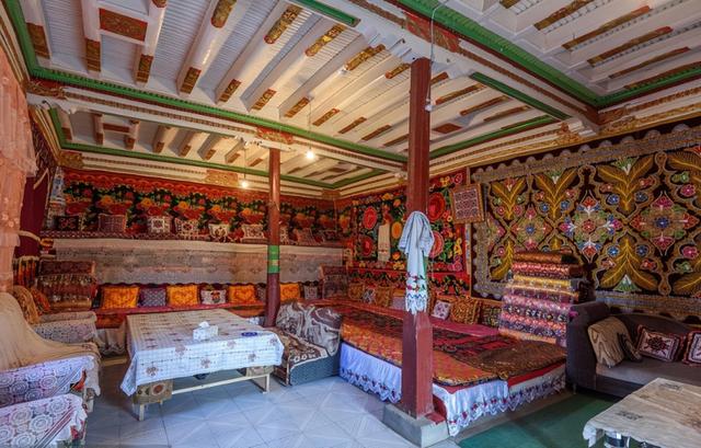 民族的主要特征是什么，民族特征属于什么（但你知道他们最具特色的建筑特色是什么吗）