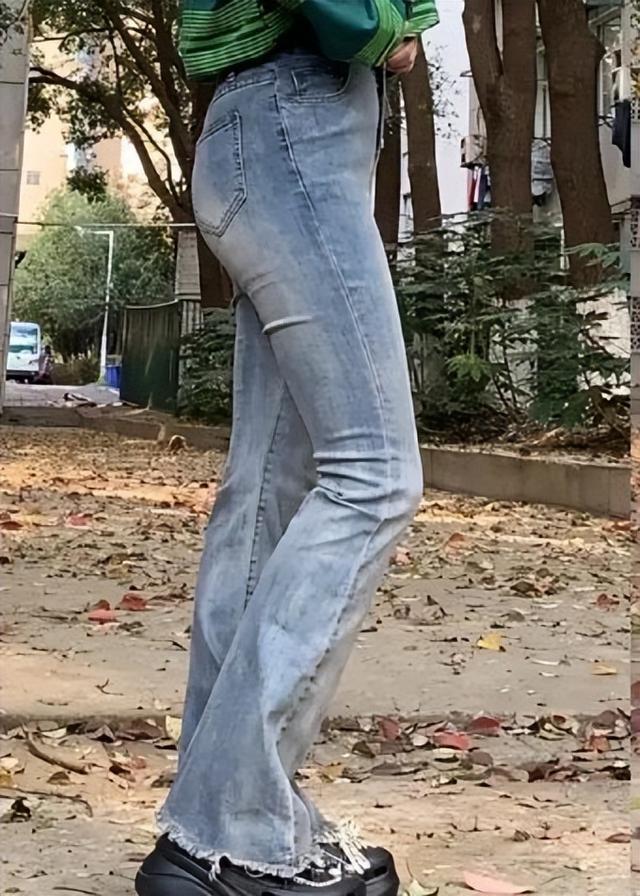 腿粗但肉特别硬怎么减，腿粗还硬怎么减肥（梨型身材、微胖、腿粗）