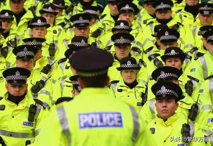 英国有多少人口(美国人口有几亿)