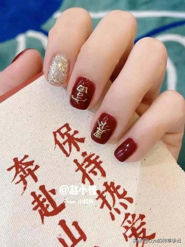 2019流行什么色衣服,今年流行啥颜色服装(收藏过万的新年美甲) 2019流行什么色衣服,今年流行啥颜色服装(收藏过万的新年美甲)
