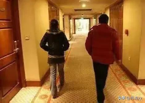 未满18岁可以住酒店吗，未满十八岁可以单独住酒店吗（若非夫妻同住酒店是否构成违法）