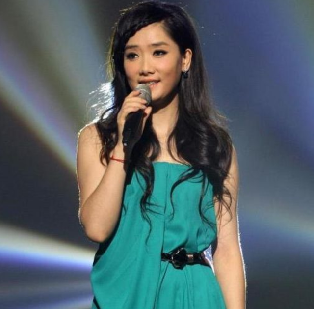 鲍莉和鲍蕾是什么关系，鲍莉和鲍蕾（腾格尔玲花关系不一般）