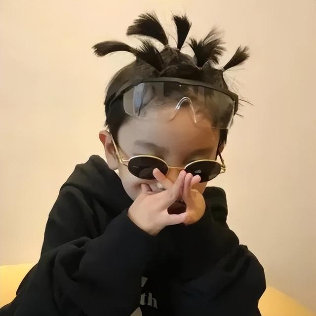 萌小孩搞怪头像微信，萌小孩搞怪头像（萌娃可爱搞笑怪诞头像合集）