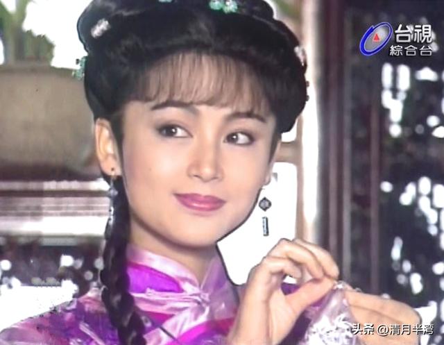 何美钿经典古装形象，一对比颜值差距就出来了