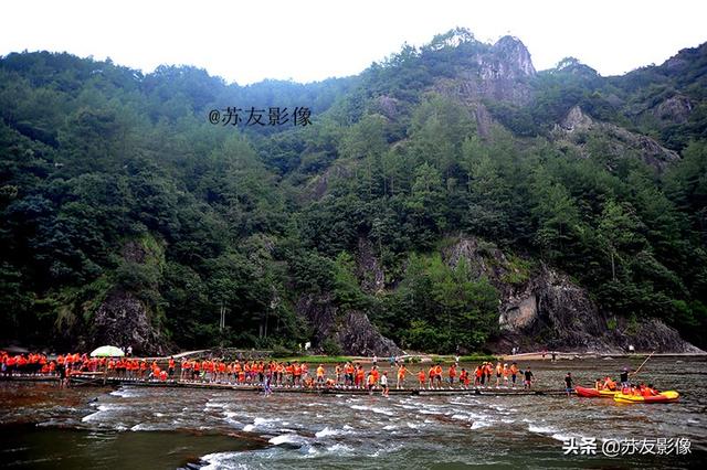 白水洋在哪里，白水洋门票多少钱一张（世界上少有的浅水广场——白水洋）