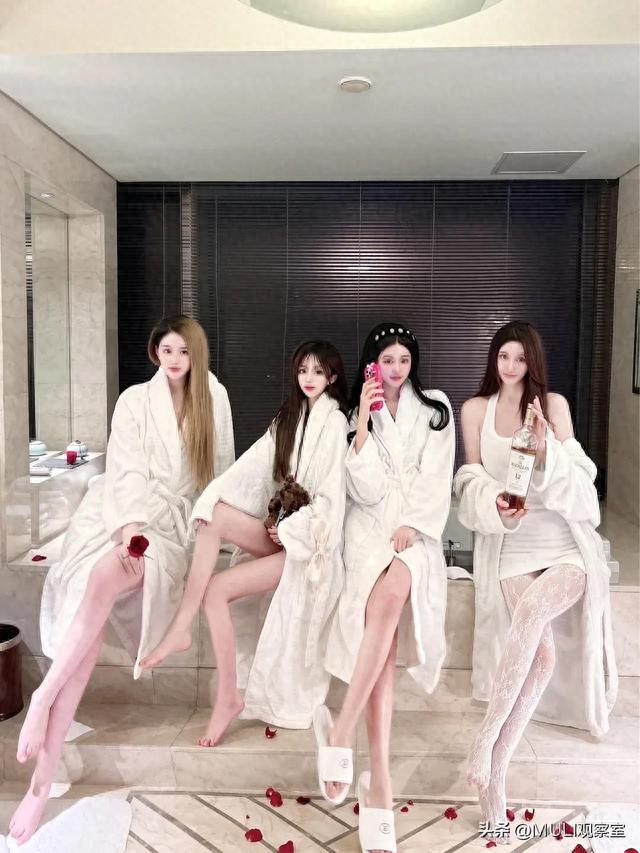 上海酒吧推出睡衣派对，女孩少妇相聚一起，穿各种睡衣