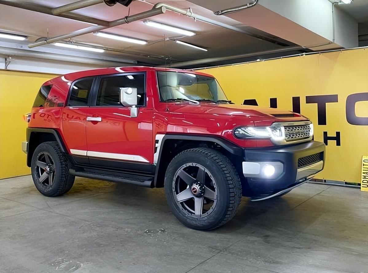 丰田toyota越野，toyota是丰田哪款（4.0L引擎+机械仪表）