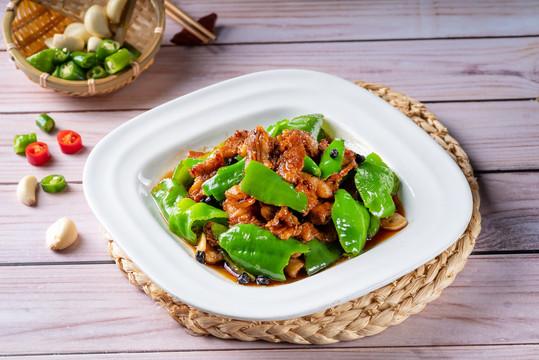 辛辣指的是什么，辛辣指的是什么食物（辣的和不辣的怎样区分）