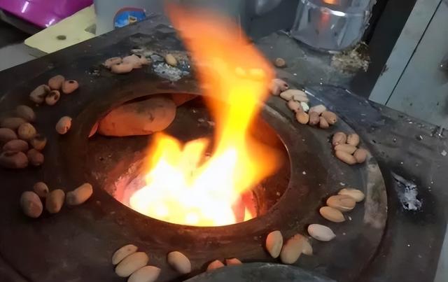 农村取暖最新最好的方式，农村取暖最新最好的方式有哪些（这些取暖方式要被淘汰）