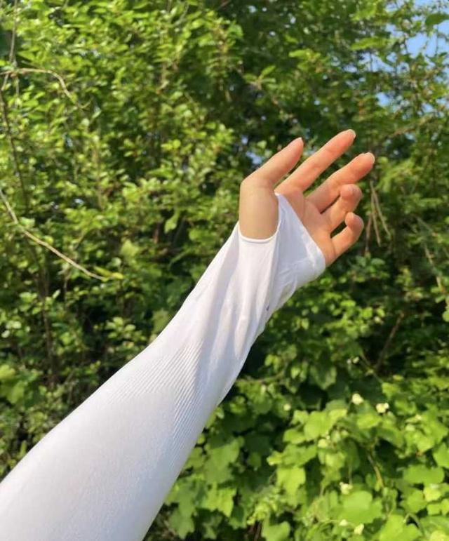 高姿防晒喷雾好用吗，高姿防晒喷雾怎么样（那些让我白到发光的夏日防晒好物清单来啦）