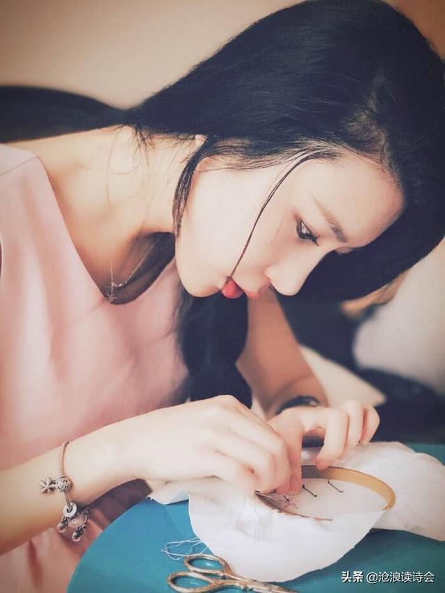 与春有关的诗句，与春花有关的诗句（愿你归来仍有少年情）