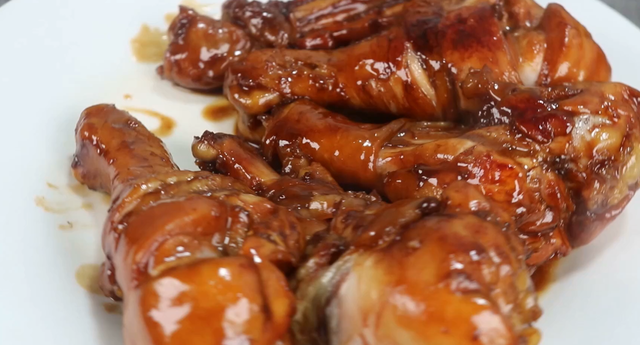 可乐鸡腿怎么做，可乐鸡腿的做法家常（这才是鸡腿最好吃做法）