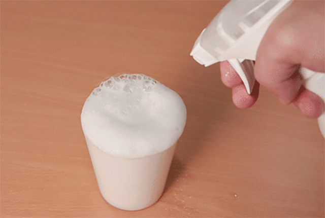 锅烧糊了上面黑的怎么去掉，清除锅底糊焦黑小窍门（不锈钢锅烧焦了）