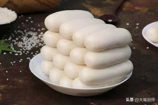 元宵节特色美食介绍，元宵节特色食物（8种传统食物别忘了吃）