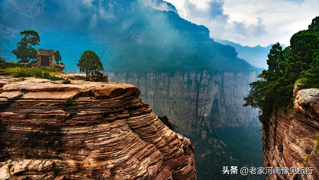 河南八里沟风景区在哪里，八里沟景区介绍 风景区（有太行之魂、中华风骨之称的八里沟景区）