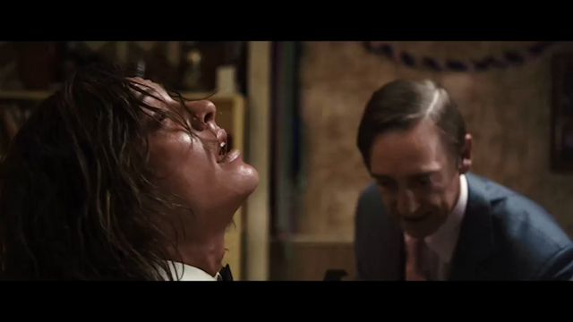 舞幽壑之潜蛟泣孤舟之嫠妇，《前赤壁赋》中引起“舞幽壑之潜蛟,泣孤舟之嫠妇”的是（将人性的肮脏扒的一丝不剩）