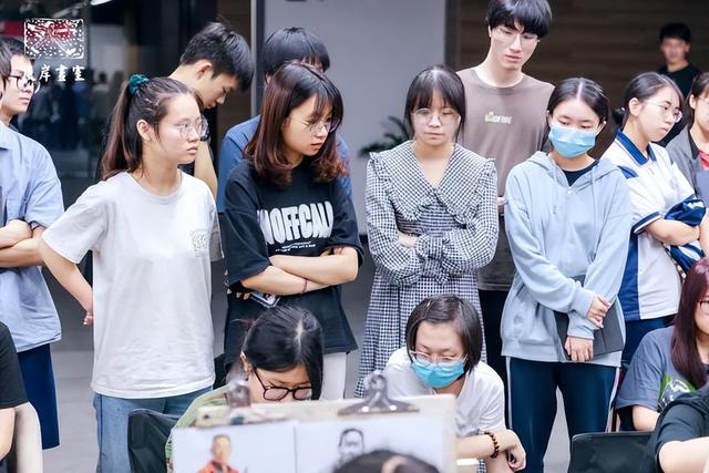 羊简笔画 手把手教你画出超可爱卡通绵羊，羊简笔画（全网都在“羊了个羊”）