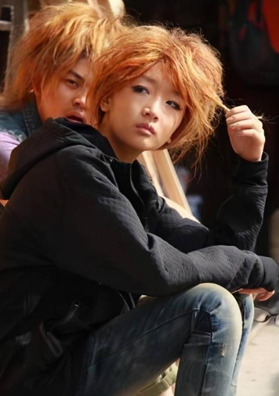 “取向成谜”周冬雨：曾当众内涵马思纯，后与王菲女儿关系引非议