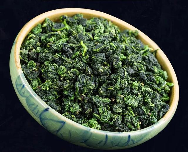 茶叶能保存多长时间，茶叶最久可以放多久（茶叶保质期都是多久）
