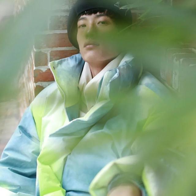 好看的男头，微信头像，好看的男头（好看帅气的个性男头像）