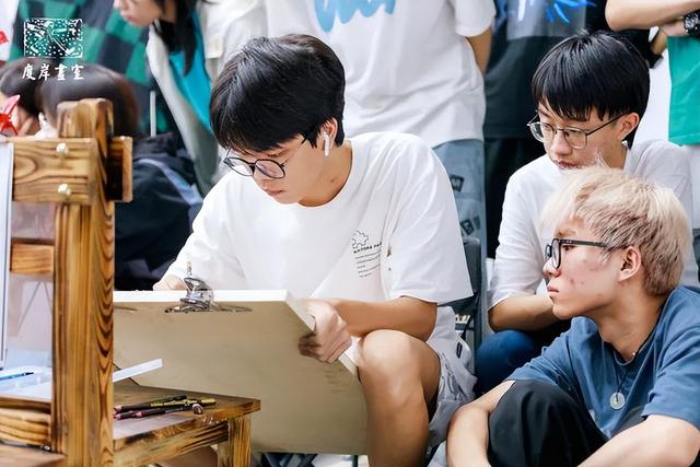 羊简笔画 手把手教你画出超可爱卡通绵羊，羊简笔画（全网都在“羊了个羊”）