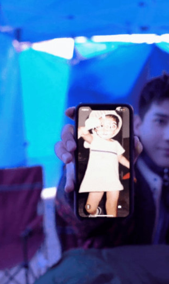 宋祖儿，微信头像，宋祖儿（王安宇、宋祖儿用对方童年照做屏保）