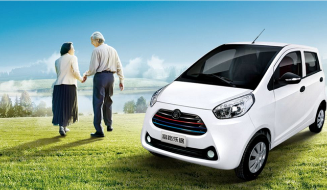 电动轻便摩托车需要驾照吗，轻便电动摩托车用考驾照吗（几种常见的两轮/三轮/四轮电动车）