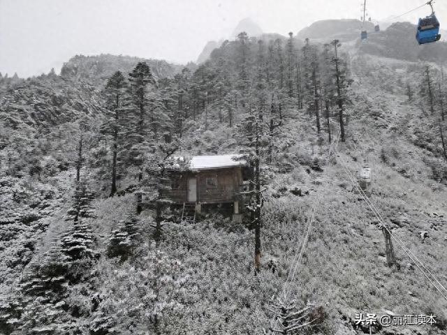 玉龙雪山十月份有雪吗，玉龙雪山现在9月有雪吗（玉龙雪山迎来今秋第一场雪）